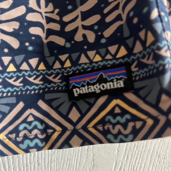 Patagonia Aztec Print Unlined Baggies Women Size Small - Picture 2 of 6